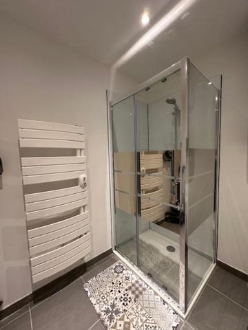 Des Combes Apartment *